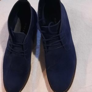 Men's blue sued boots